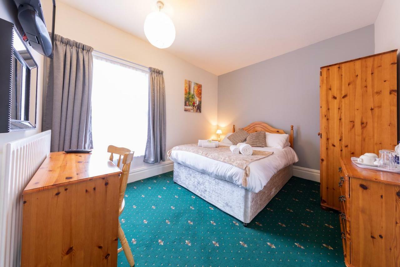 Отель The Clee - Cleethorpes, Grimsby, Lincolnshire Клиторпс